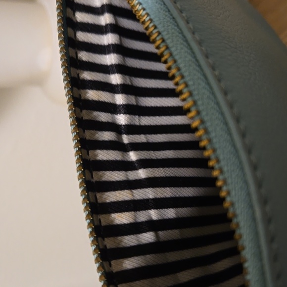 Kate Spade Wristlet With Bow - Picture 6 of 9